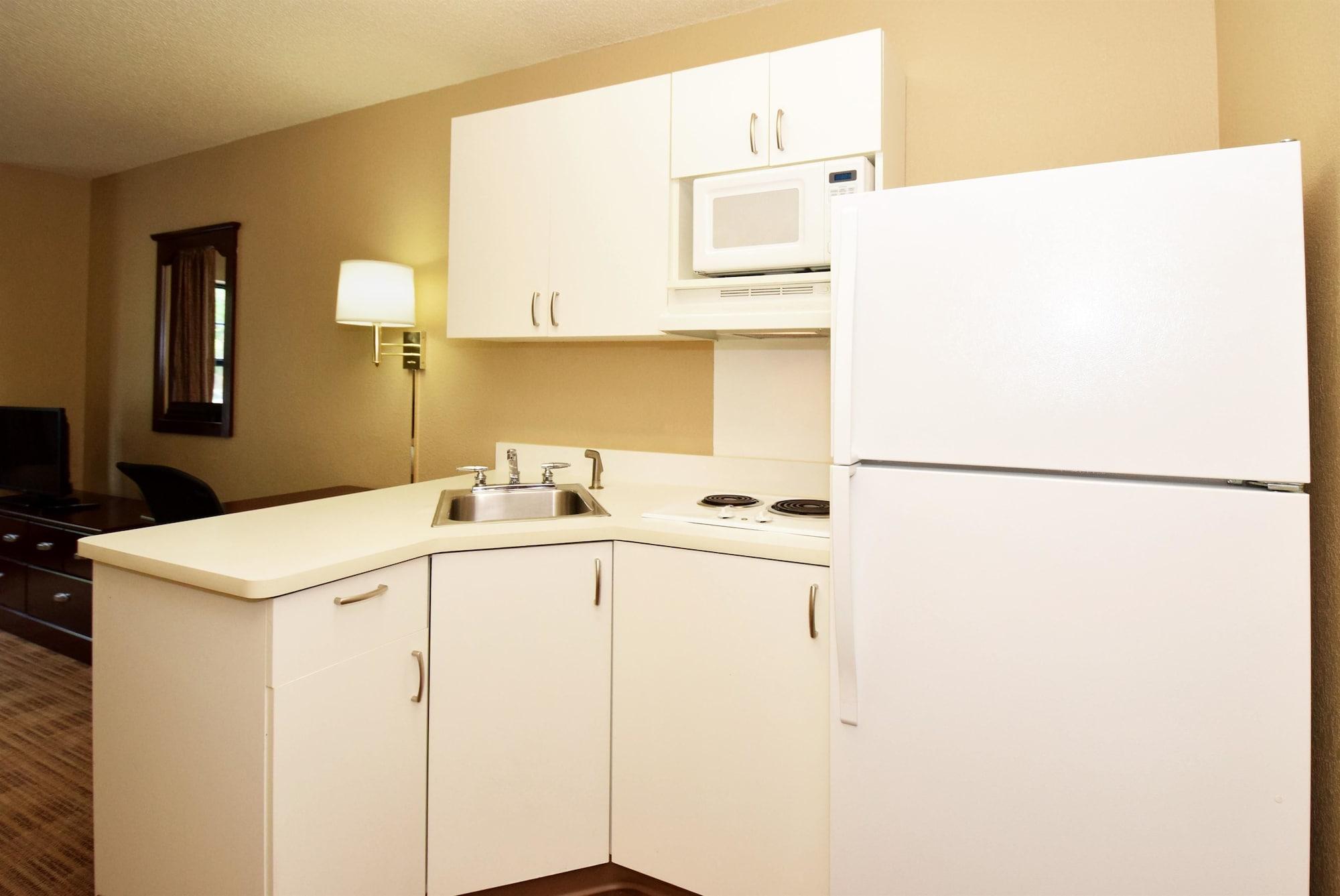 Extended Stay America Suites - Secaucus - Meadowlands Экстерьер фото