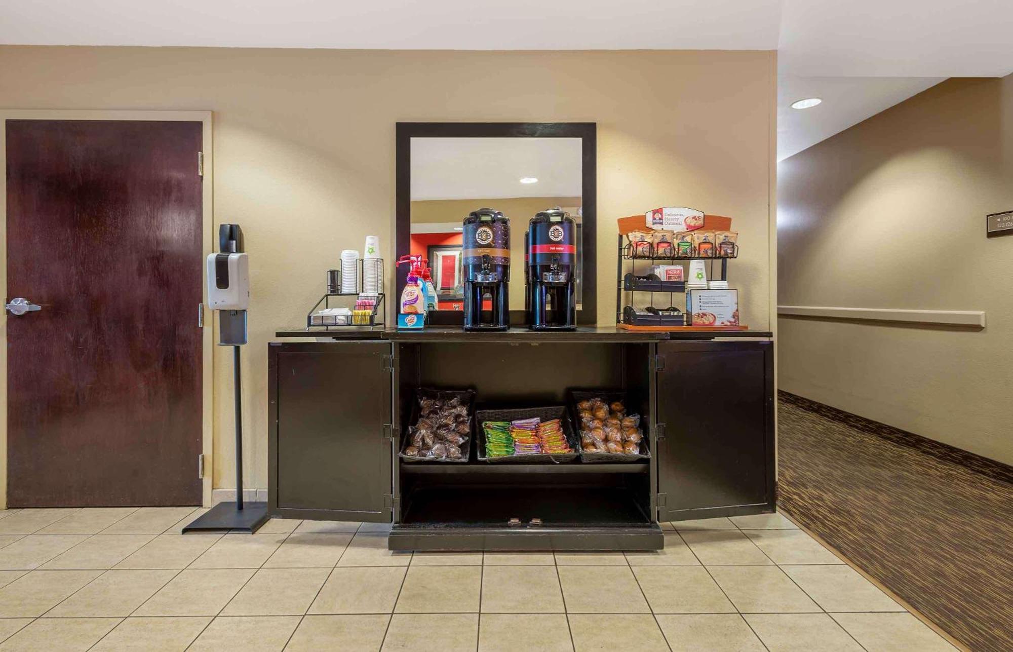 Extended Stay America Suites - Secaucus - Meadowlands Экстерьер фото