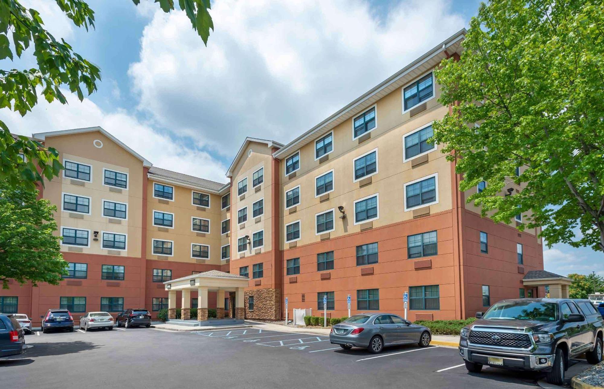 Extended Stay America Suites - Secaucus - Meadowlands Экстерьер фото