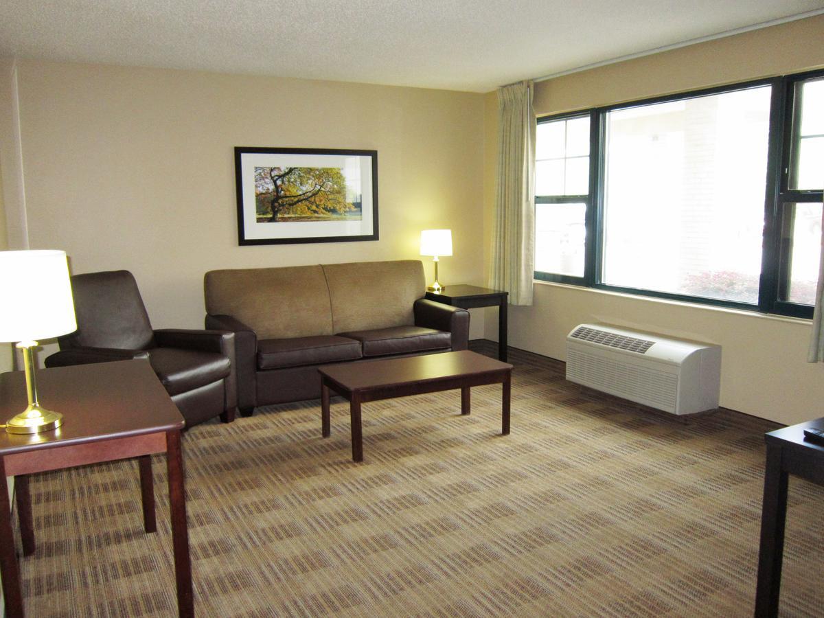 Extended Stay America Suites - Secaucus - Meadowlands Экстерьер фото